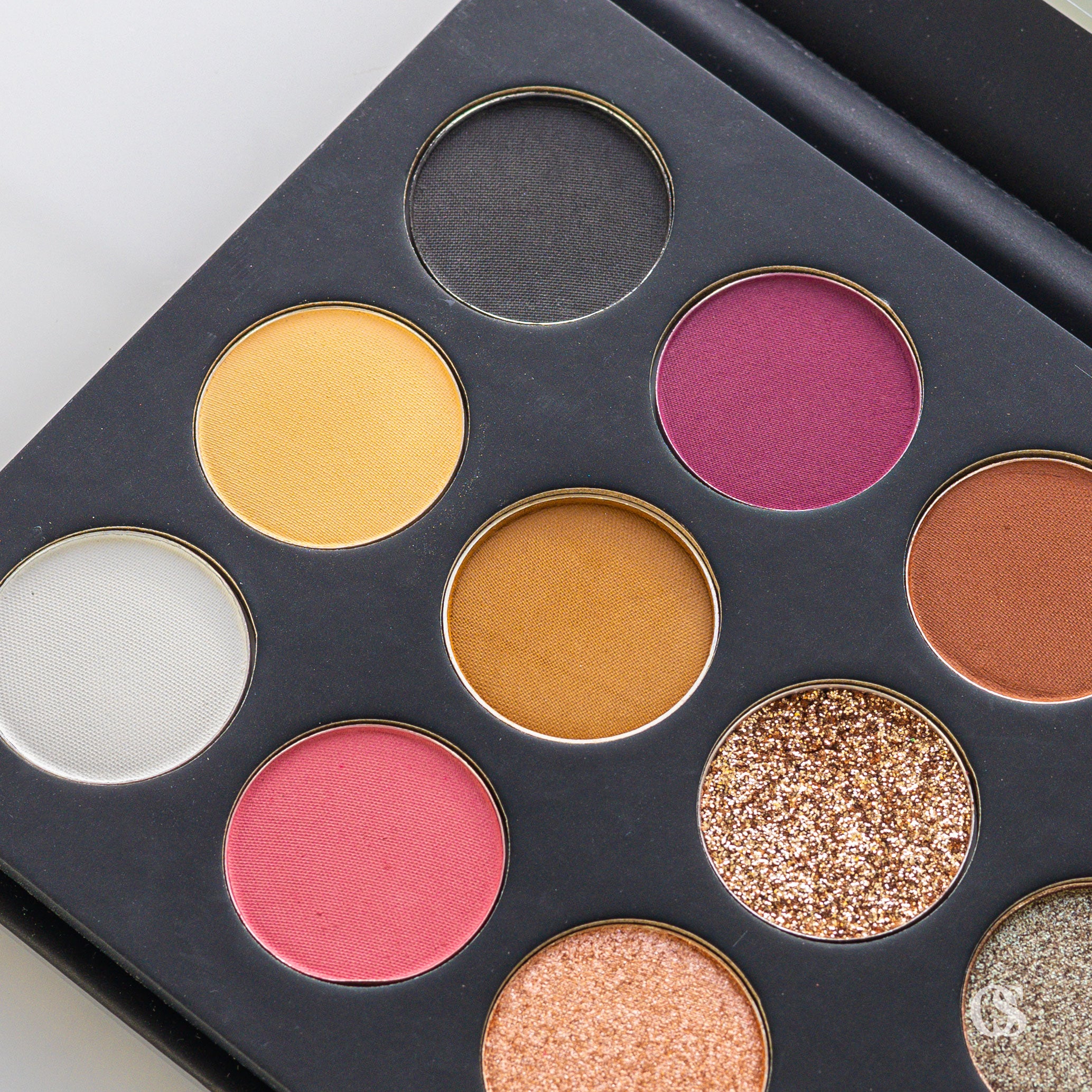 Haya makeup Beauty Pallet