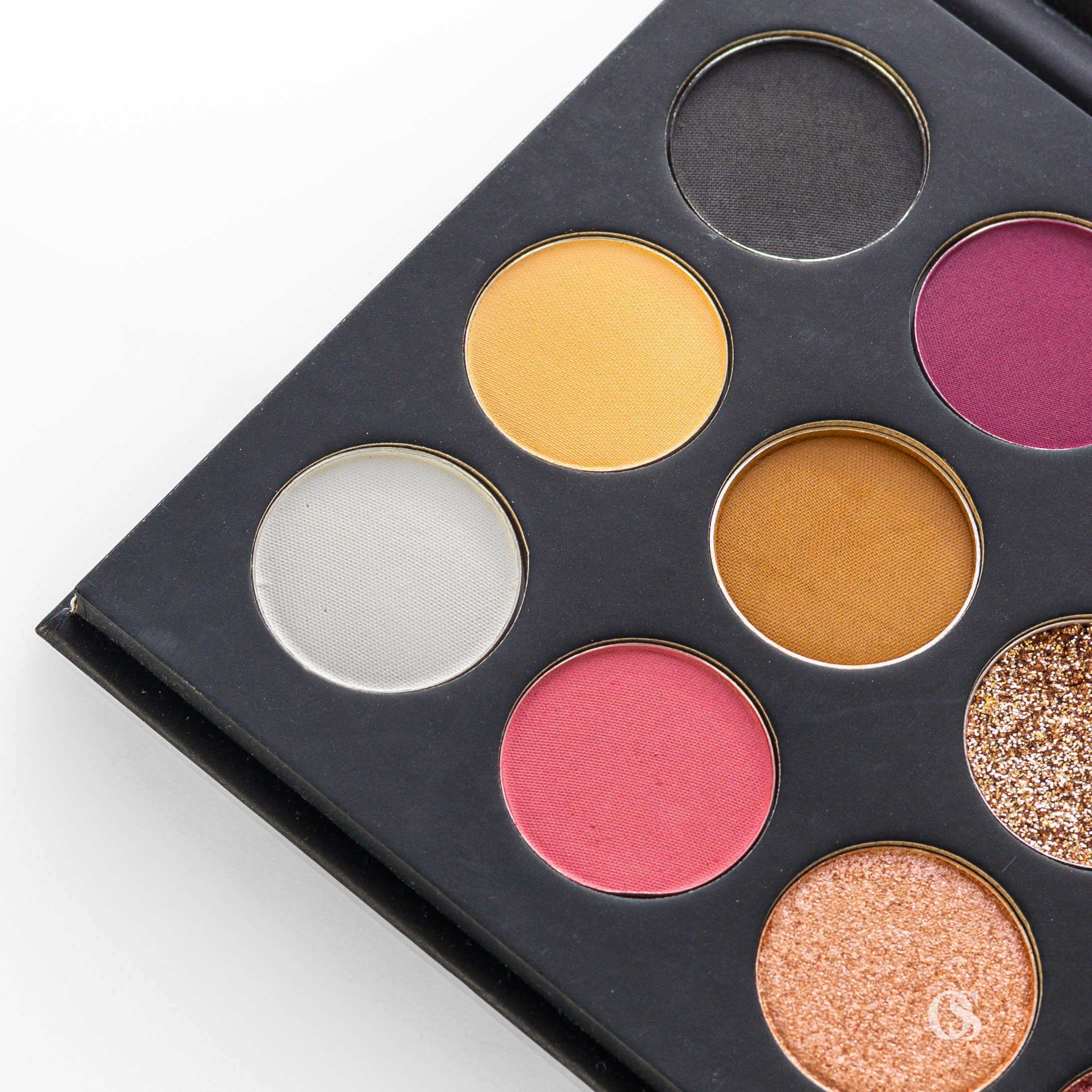 Haya makeup Beauty Pallet