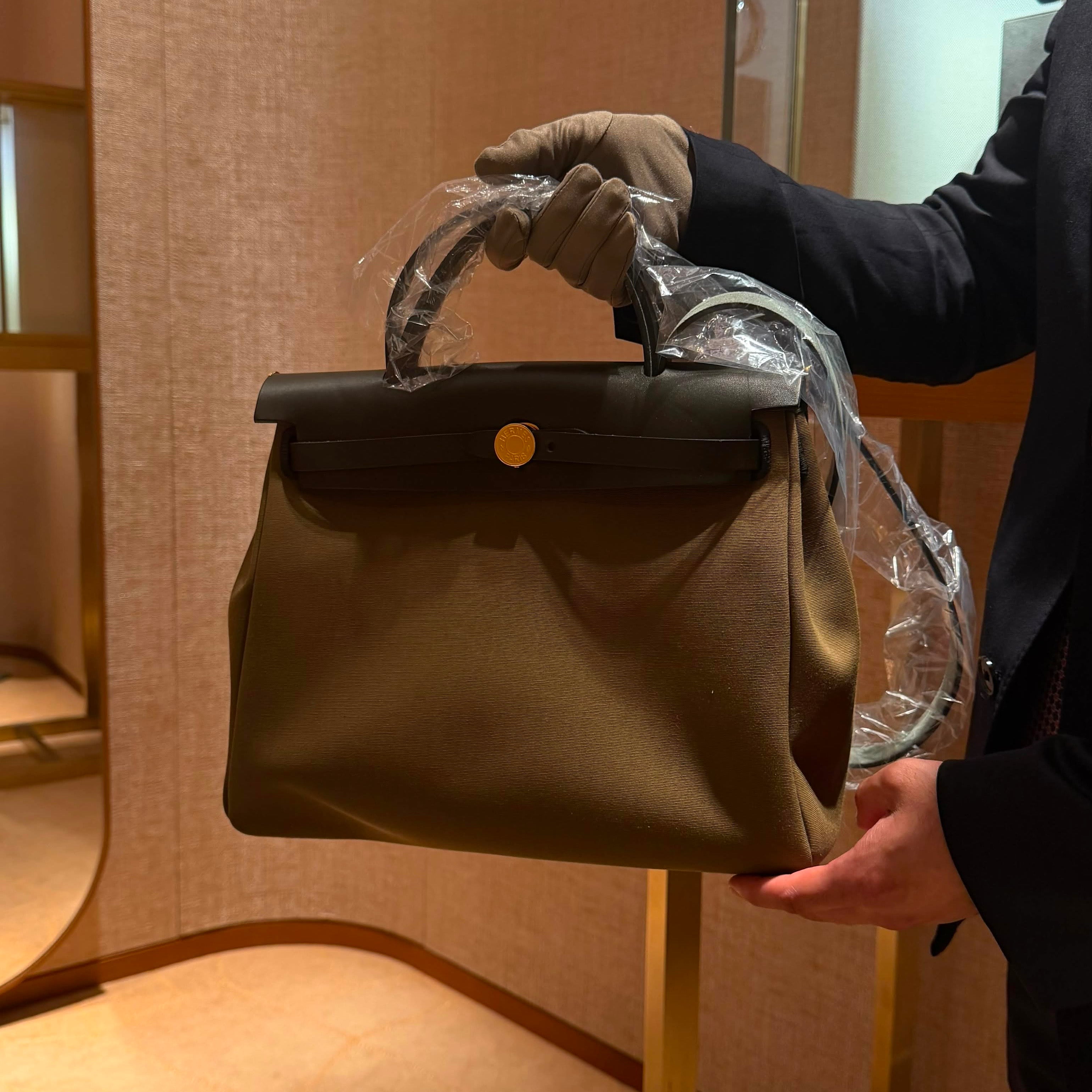HERMES HERBAG 31 OLIVE/BLACK GHW